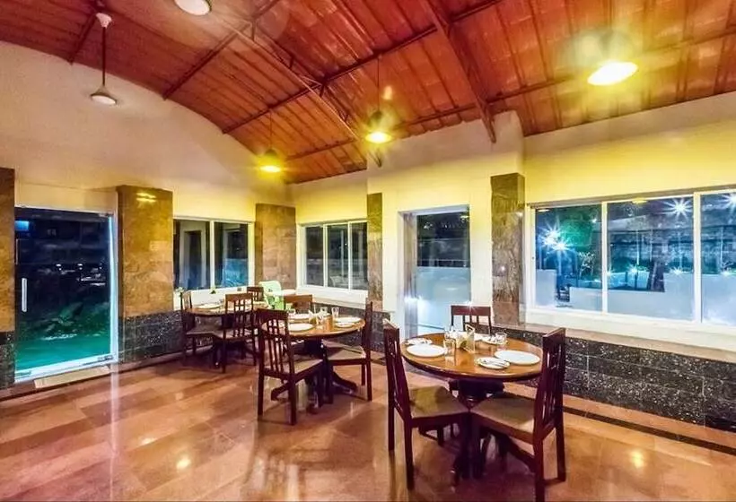 Summer House Resort