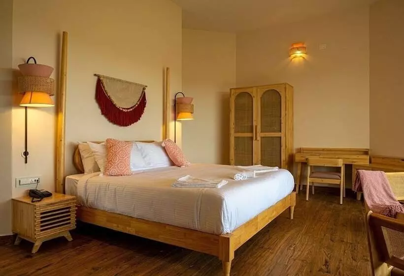 Summer House Resort