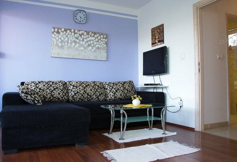 Sv. Jelena Apartments