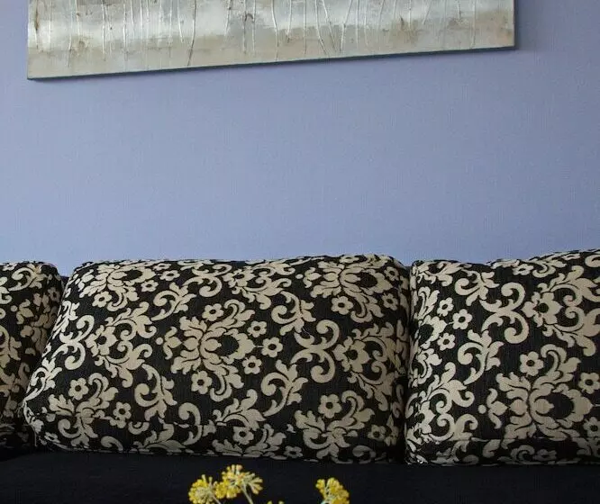 Sv. Jelena Apartments