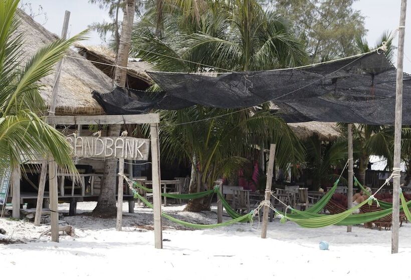 هاستل Sandbank Restaurant & Camping Koh Rong