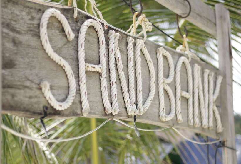 هاستل Sandbank Restaurant & Camping Koh Rong