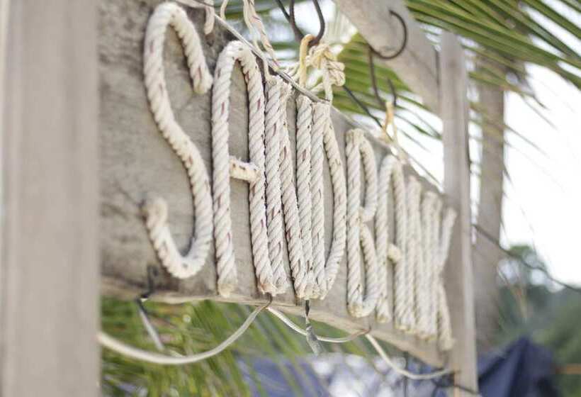 هاستل Sandbank Restaurant & Camping Koh Rong