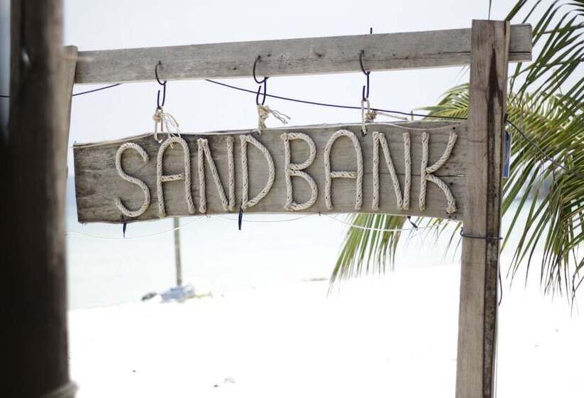 هاستل Sandbank Restaurant & Camping Koh Rong