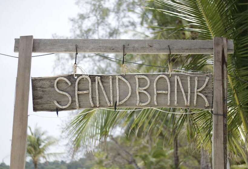 هاستل Sandbank Restaurant & Camping Koh Rong