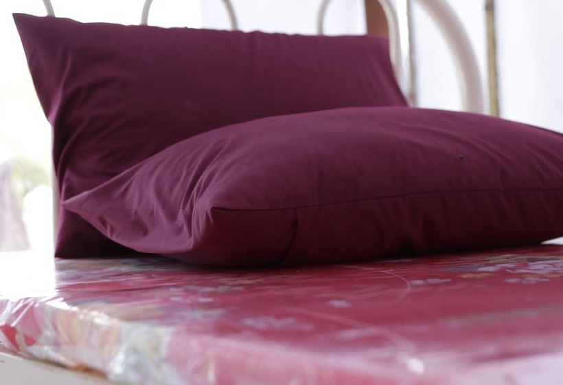 هاستل Sandbank Restaurant & Camping Koh Rong