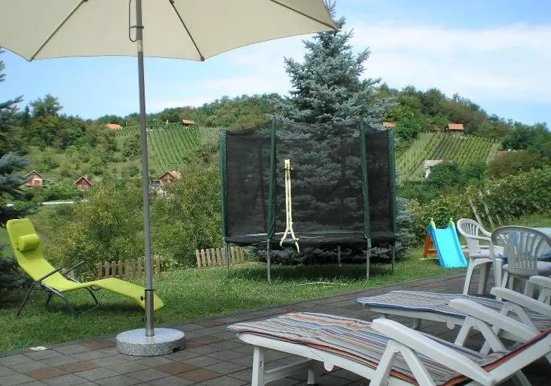 Apartments Country House Stipica