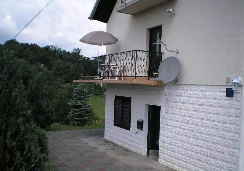 Apartments Country House Stipica