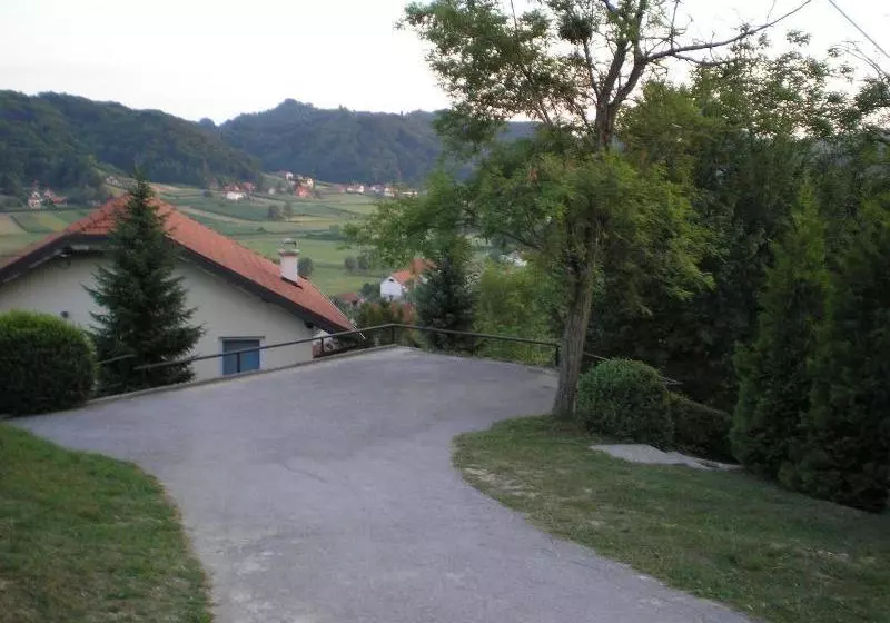 Apartments Country House Stipica