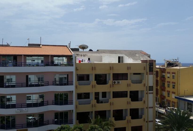 تختخواب و صبحانه América