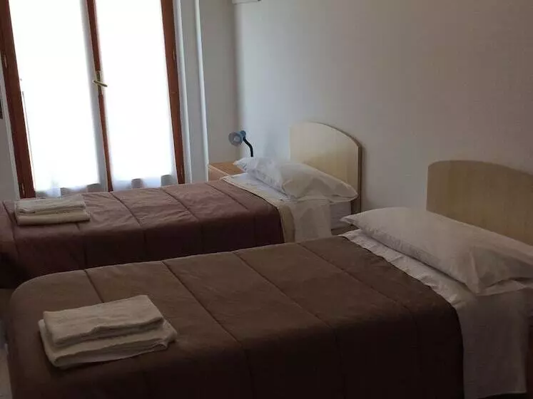 هتل Albergo Italia