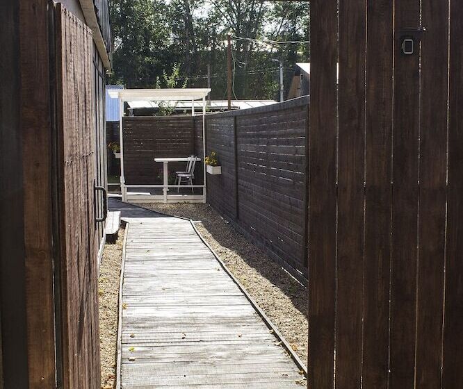 ホテル Esquire House