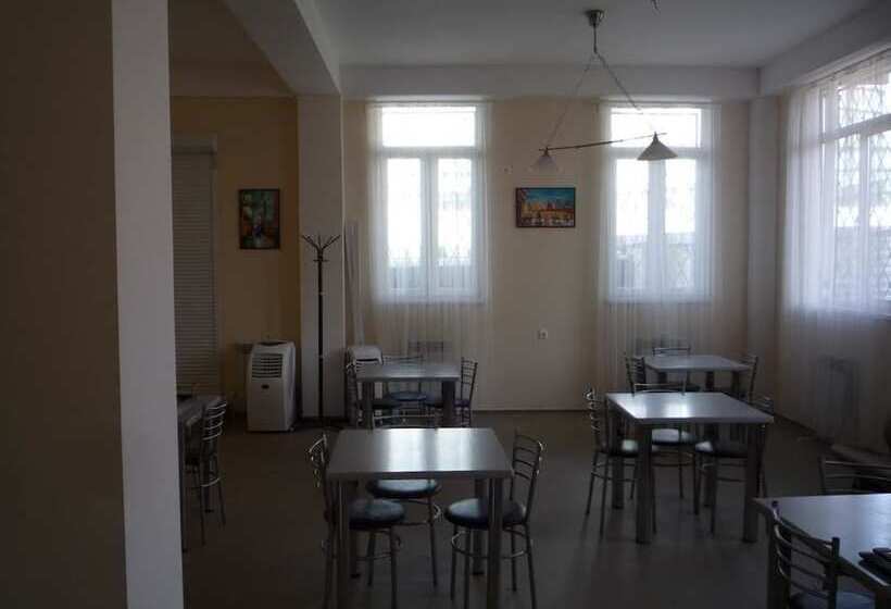 Отель Guest House Olimpic Park