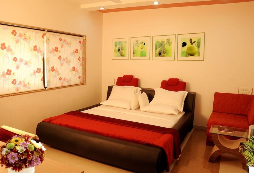 فندق Silver Sand