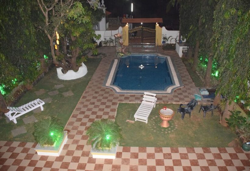 호텔 Sky Light Royal Stay