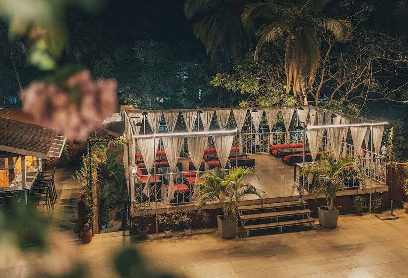 בית מלון כפרי The Regalia Resort