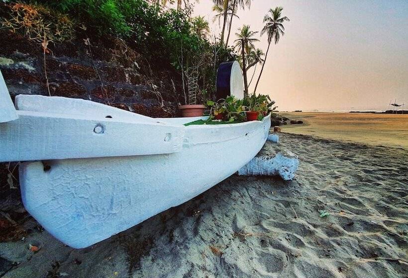 בית מלון כפרי The Regalia Resort