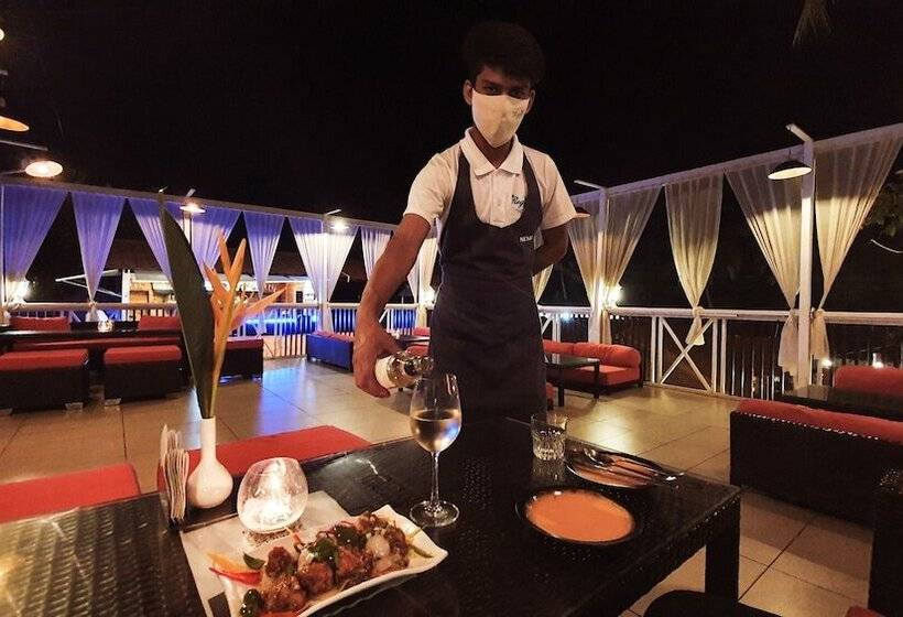 בית מלון כפרי The Regalia Resort