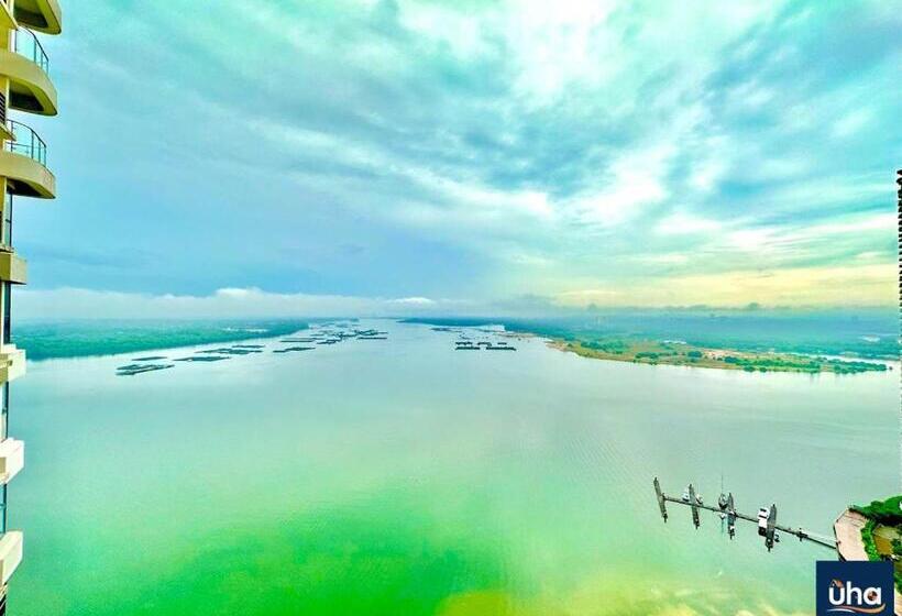 פנסיון Country Garden Danga Bay @ Uha