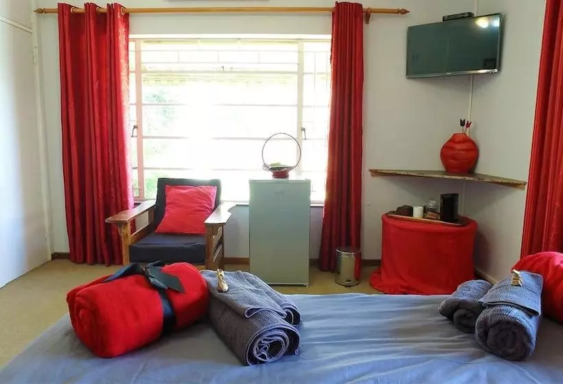 Majatalo Klip Cottage Guest House