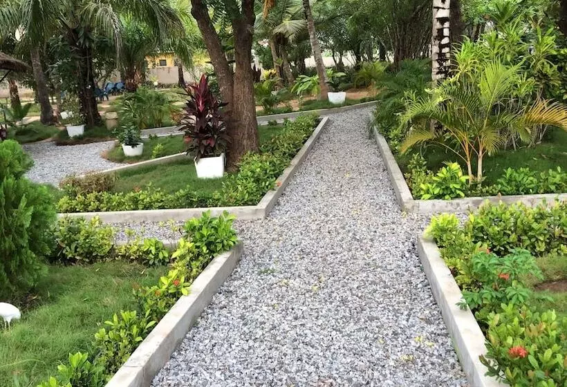 ペンション Twitter Paradise Guest House