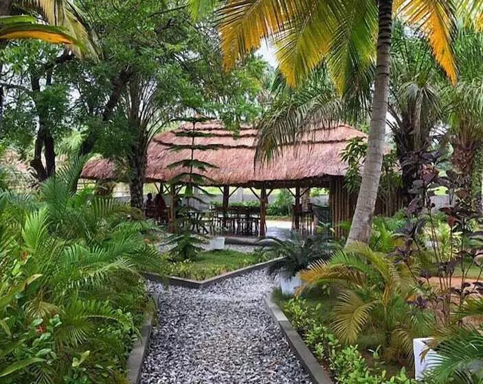 ペンション Twitter Paradise Guest House