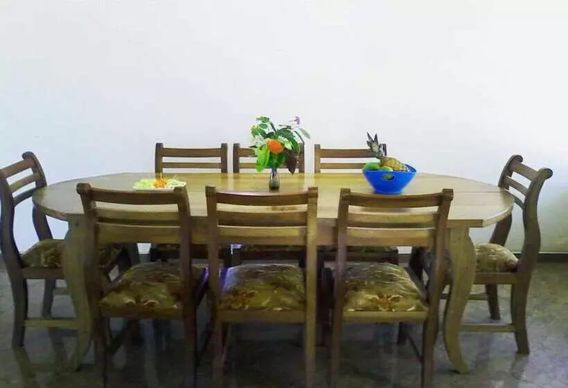 ペンション Twitter Paradise Guest House