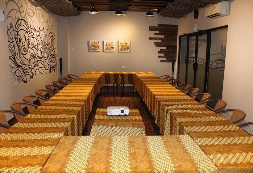 Sunrise Hotel Jombor