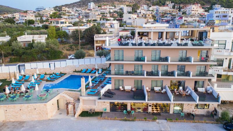 Aianteion Bay Luxury Hotel & Suites