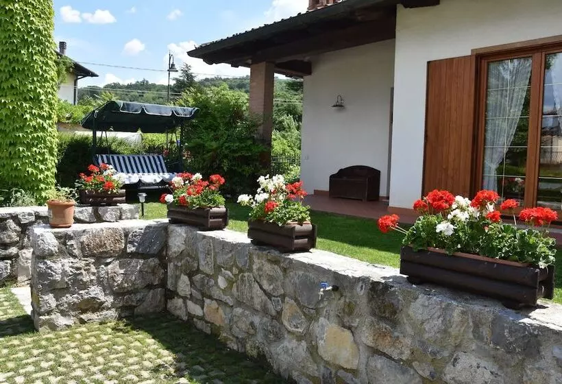 Al Vecchio Glicine   Bed & Breakfast