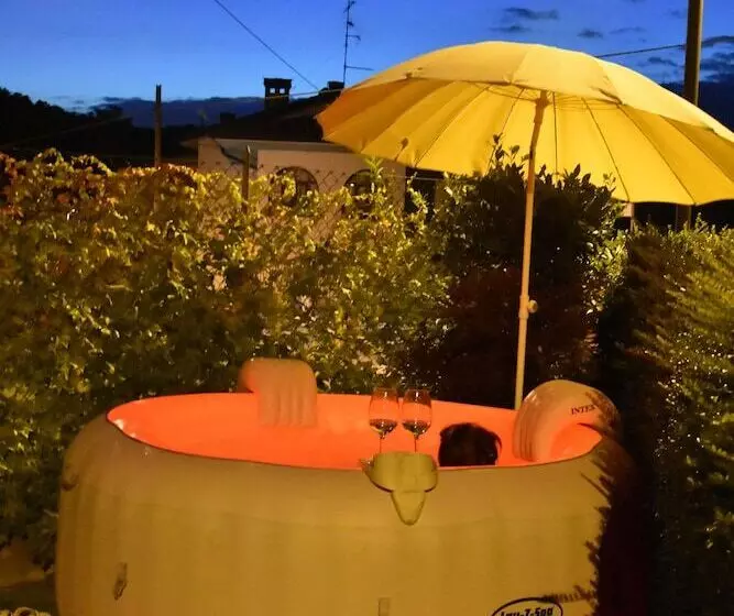 Al Vecchio Glicine   Bed & Breakfast