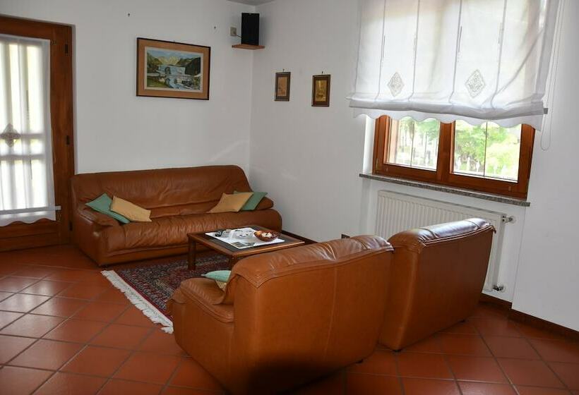 Al Vecchio Glicine Bed & Breakfast