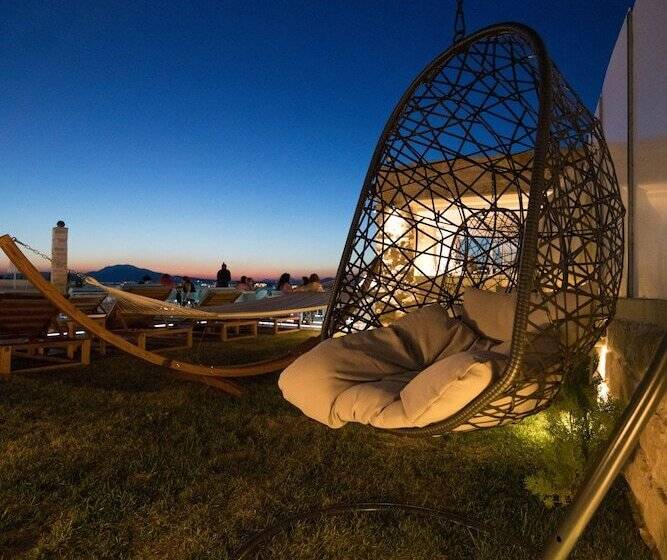 Aianteion Bay Luxury Hotel & Suites