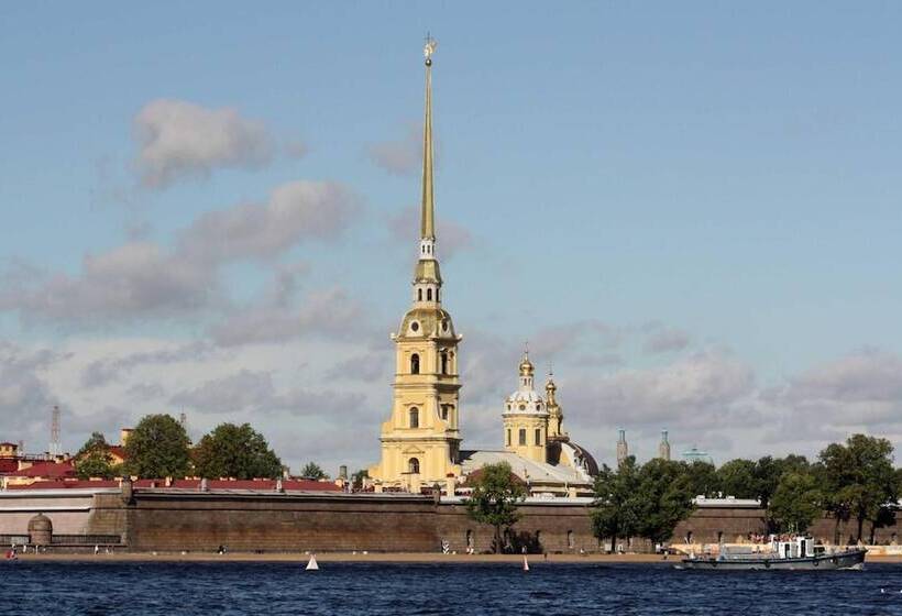 Отель Grand On Kronverkskiy