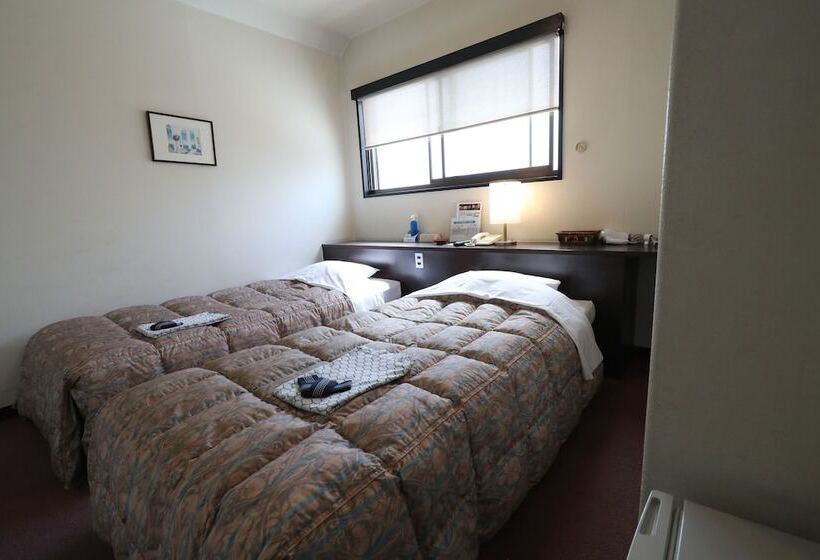 בית מלון כפרי Newyama