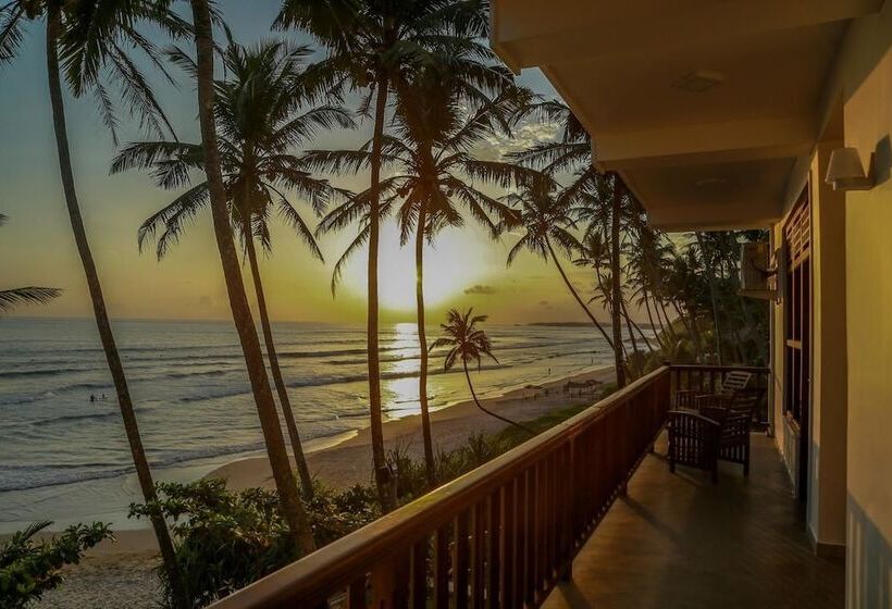 فندق Top Secret Beach