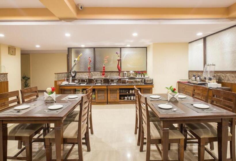 ホテル City Center Jodhpur