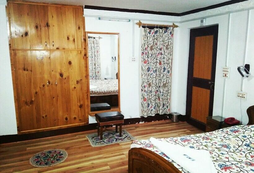 Magic Himalayan Cottage