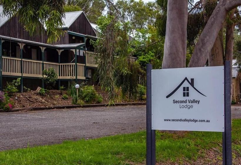 Motel Second Valley Cottages And Lodge