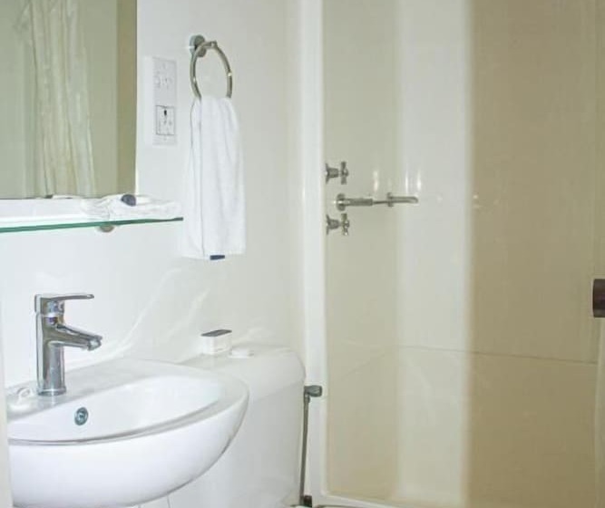 Motel Second Valley Cottages And Lodge