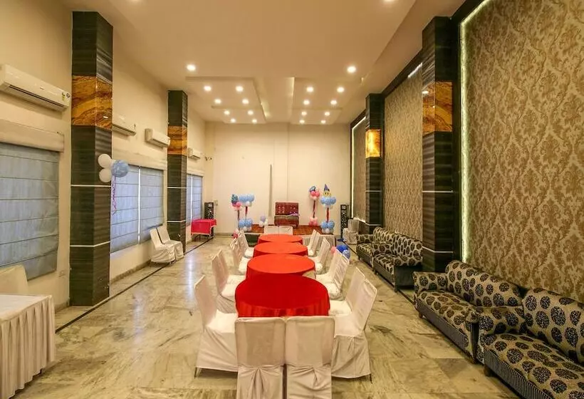 Hotelli Datt Residency