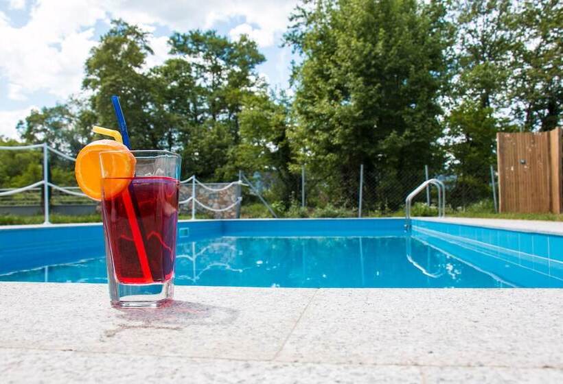 Pensjonat Aristotelia Gi