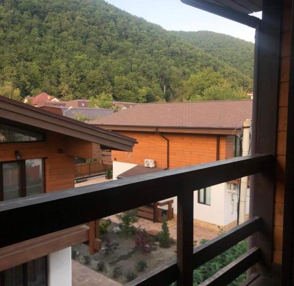 بنسيون Juna Aqua Life