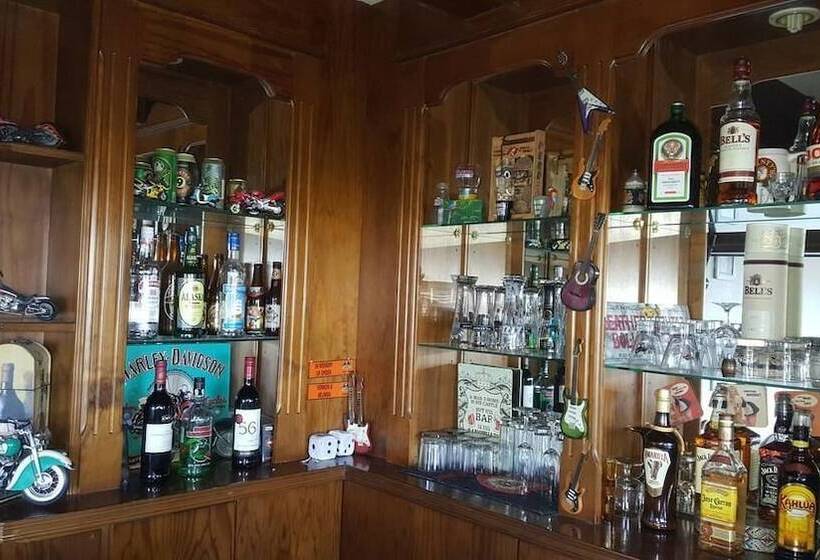 펜션 Engedi Retreat