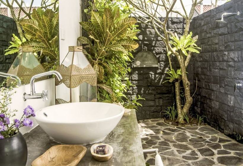 פנסיון Lila Boutik Residence