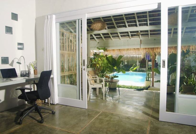 פנסיון Lila Boutik Residence