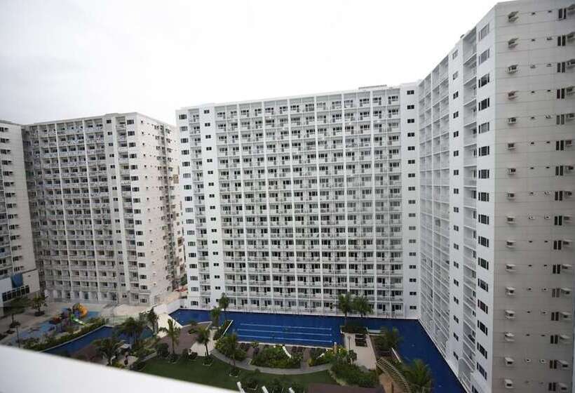 Usp Suites At Shore Residences