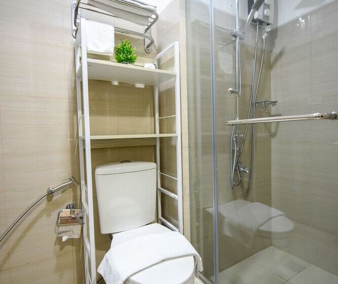 Usp Suites At Shore Residences