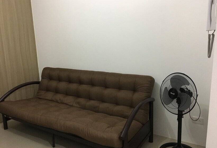 Usp Suites At Shore Residences