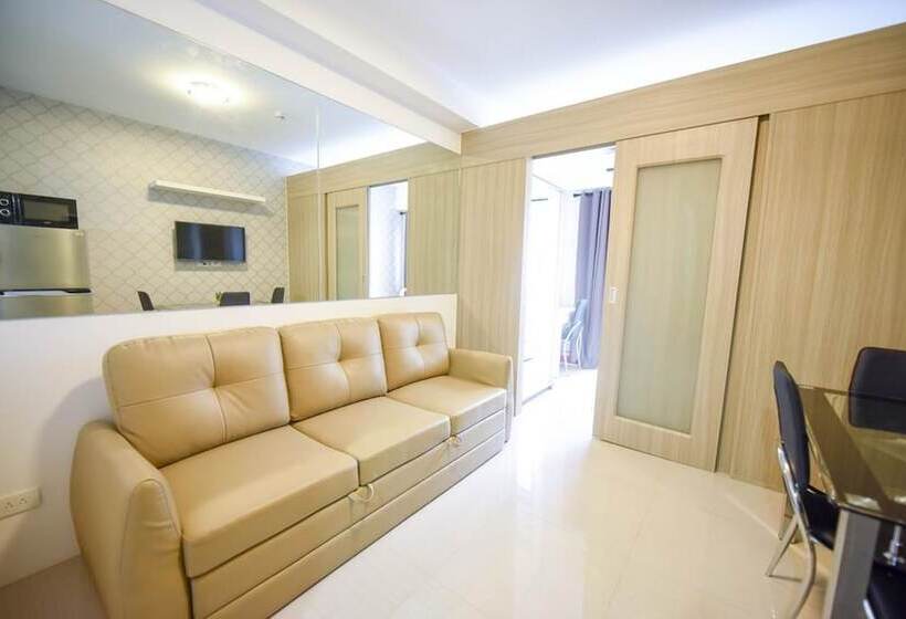 Usp Suites At Shore Residences